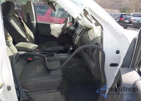 2014 Nissan Xterra X из США, поврежденный, VIN 5N1AN0NW6EN815537